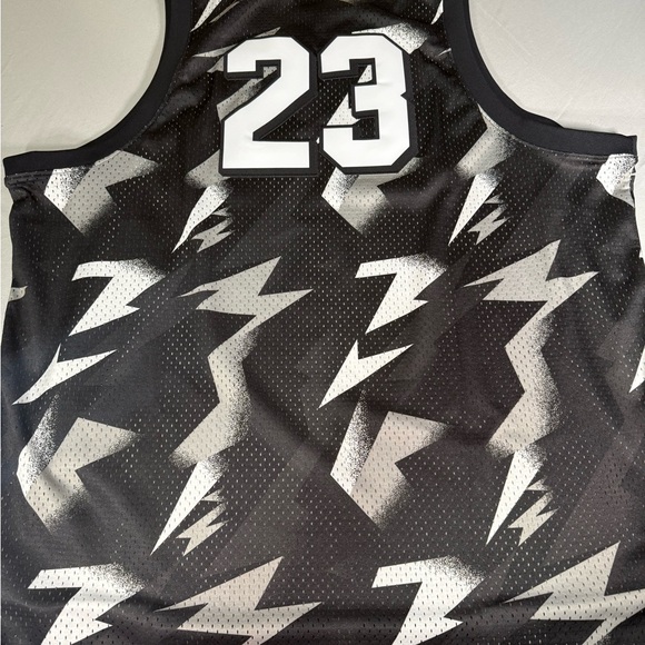 Jordan Mesh Basketball Jersey XL Lightning Bolt Jumpman #23 Nike - Picture 7 of 13